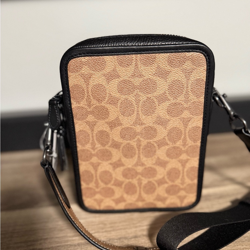Coach Black and Tan Messenger Bag with Signature Logo - Picture 6 of 8